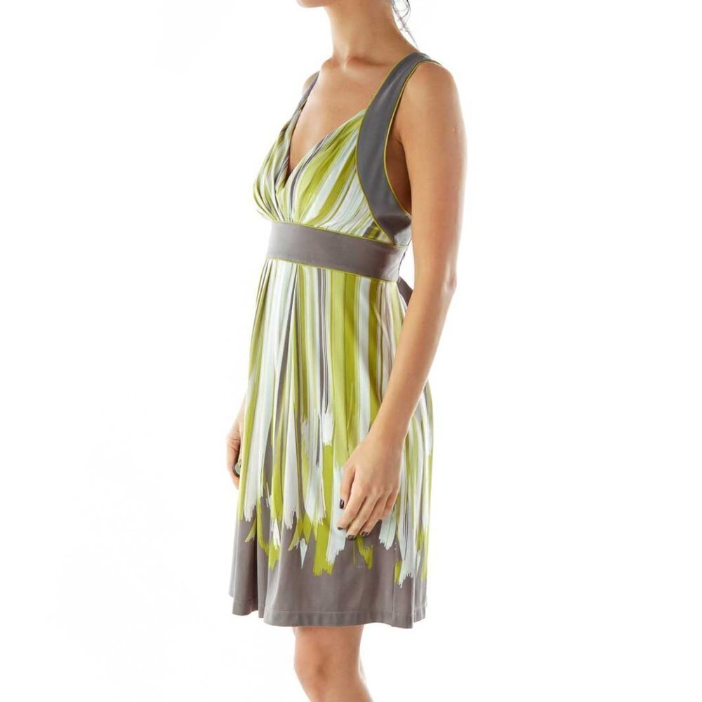 BCBG MaxAzria Green Gray Striped V-neck Day Dress - Picture 3 of 3